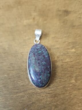 Green Rubty Fuchsite Stone Oval Pendant - Women Jewelry